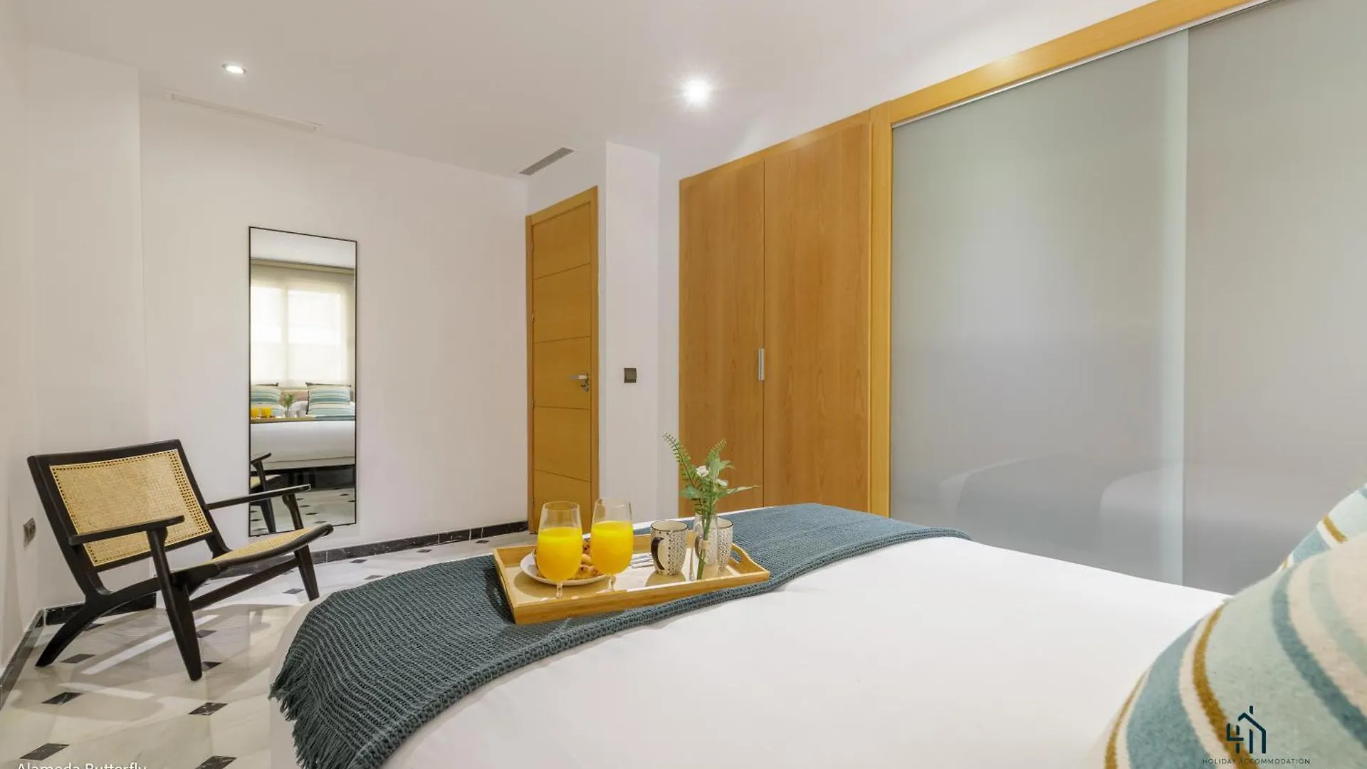 Living4Malaga San Lorenzo Малага